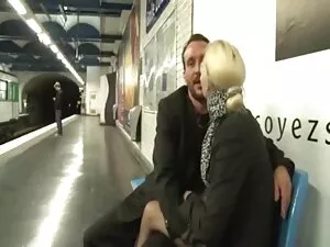 سینه کلان, دخترک معص ...