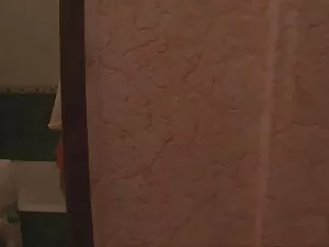 سگ ماده به نوبه خود  ...